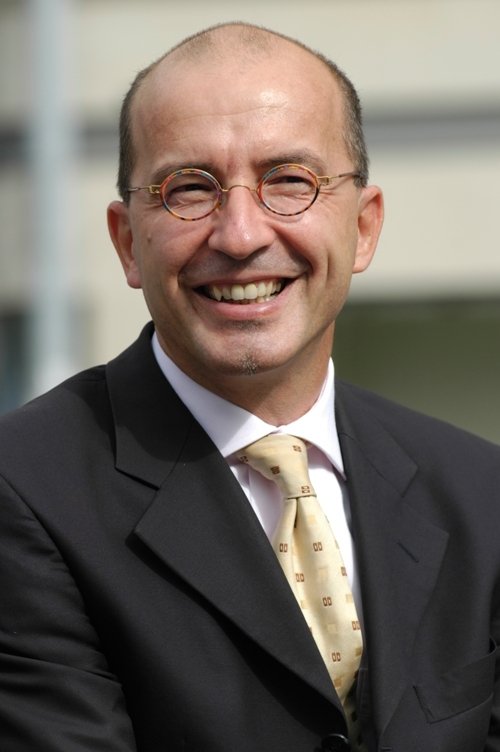 Thomas Pirzer, Bankerplus